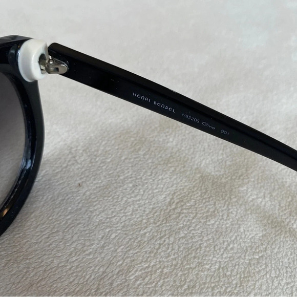 Henri Bendel Olivia Black Round Sunglasses HB520S 001 - Picture 9 of 9